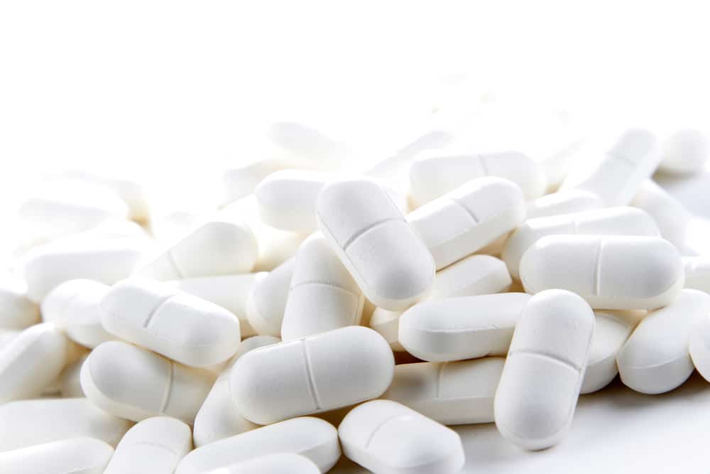A pile of white prescription testosterone pills. Testosterone pills are often harmful because your body does not normally ingest testosterone, but rather creates it within your body. Learn more.